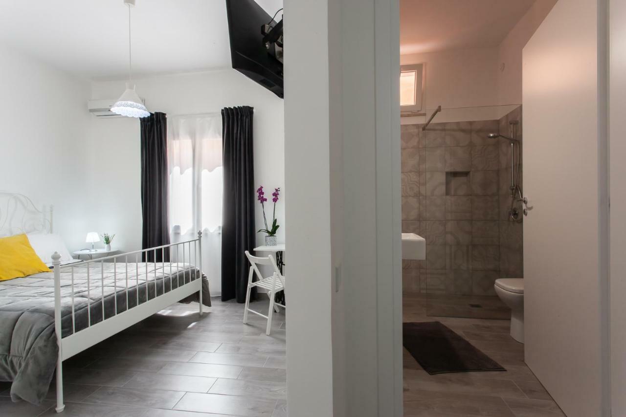 Il Cortile Degli Artisti Bed & Breakfast Marsala Ngoại thất bức ảnh